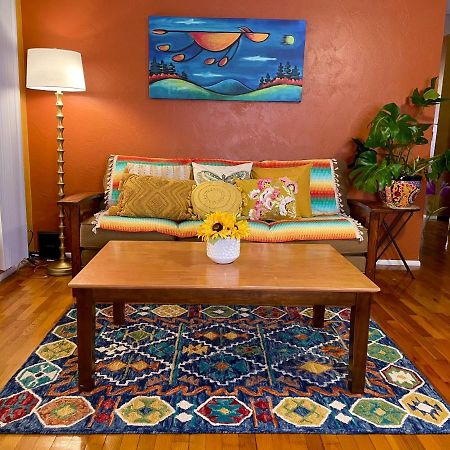 Colorful 50'S Ranch In The Heart Of Eugene Villa Exterior photo