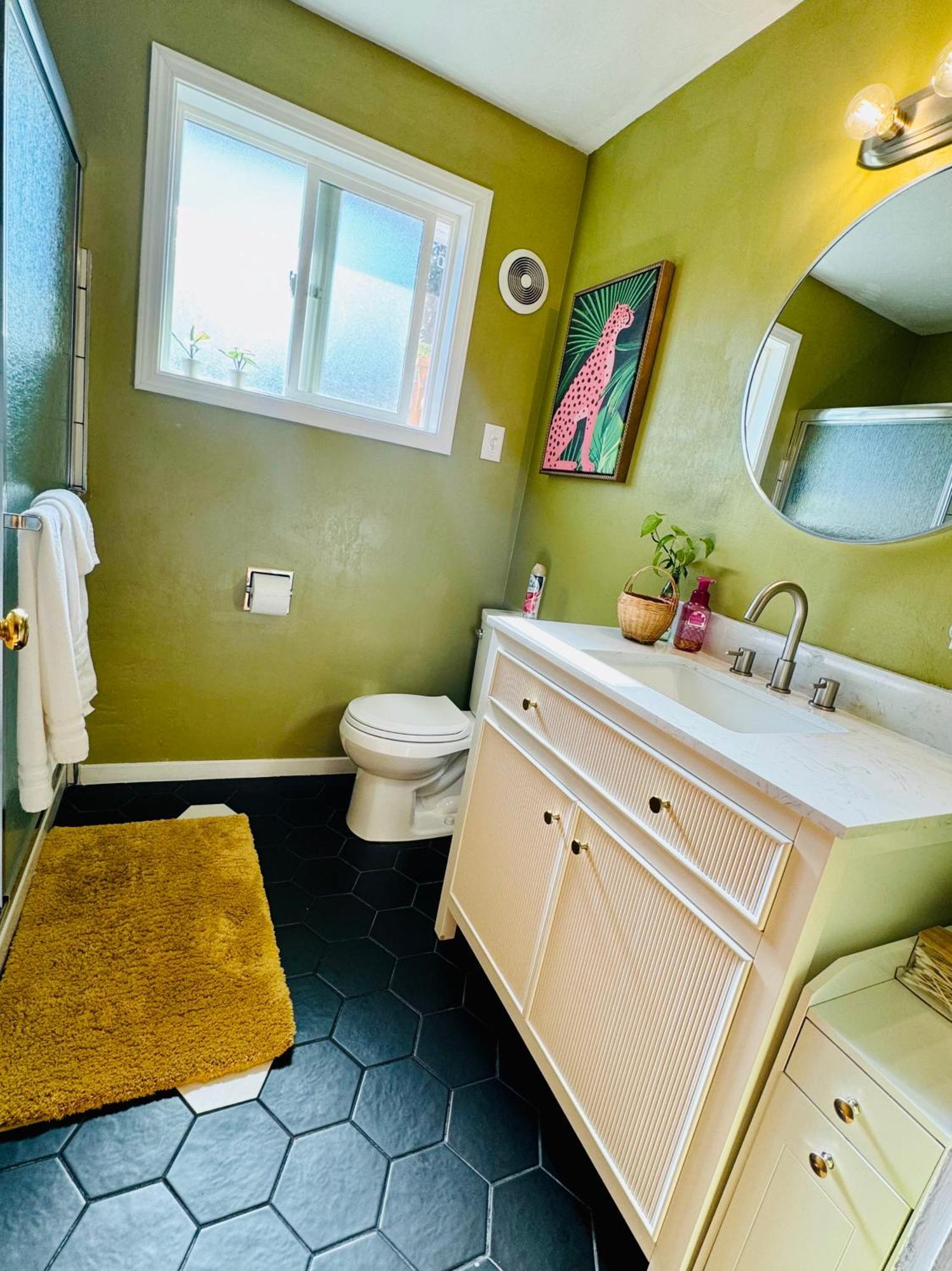 Colorful 50'S Ranch In The Heart Of Eugene Villa Exterior photo